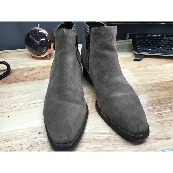 Aquatalia Fantina Boots Women's 7.5 Olive Green Suede Dual Zip Ankle Booties - Picture 1 of 8